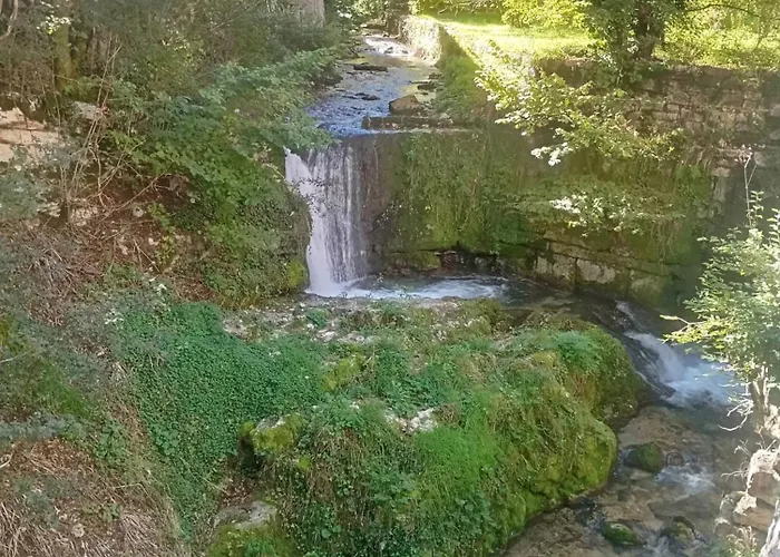 La Casa Sul Vela 招待所